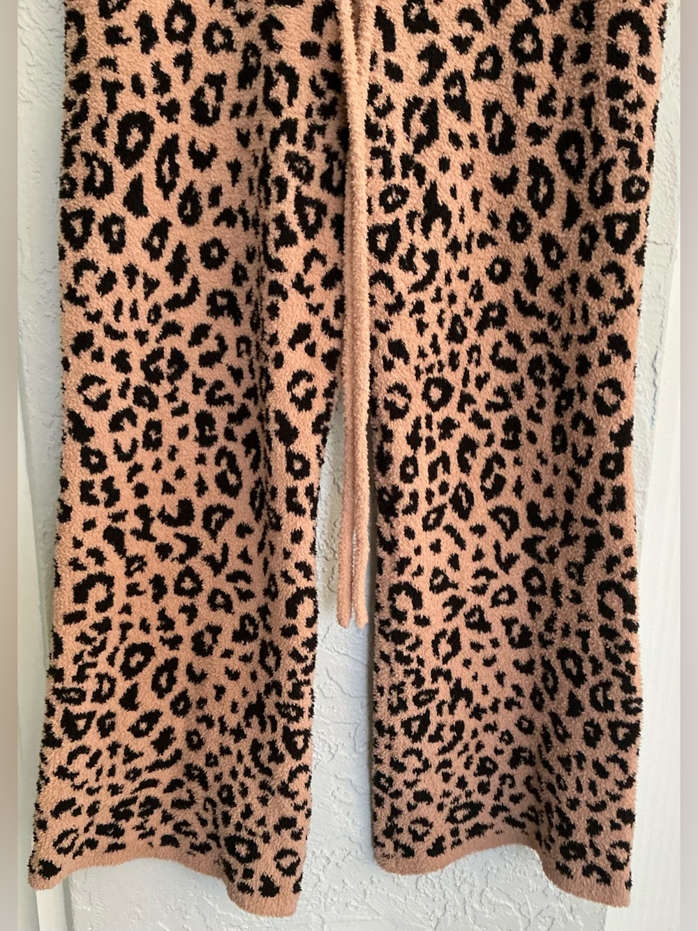 JoySpun Cozy Leopard Print Lounge Pants - Tan & Black - Picture 4 of 8